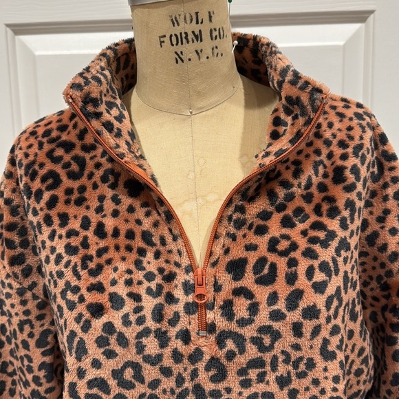 Cold Crush Faux Fur Animal Print half Zip top. - Picture 2 of 7